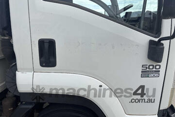 2011 Isuzu FRR500 Tray Day Cab