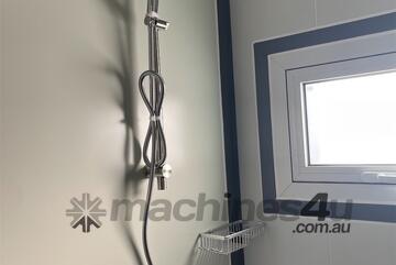 Un  Expandable Container House with Ensuite