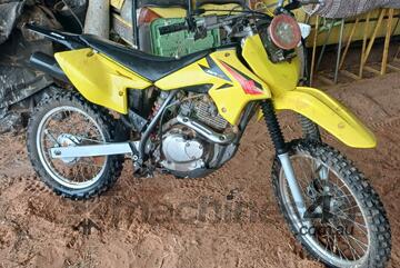 Suzuki   DRZ 125