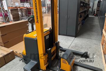 JUNGHEINRICH EJC B14 WALKIE STACKER - MAKE AN OFFER
