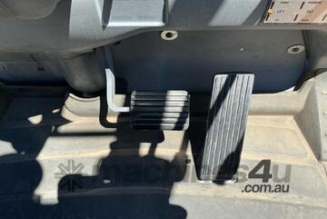 Nichiyu FB25PN Electric Forklift