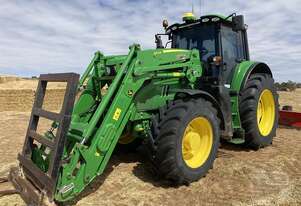 John Deere   6195M MFWD