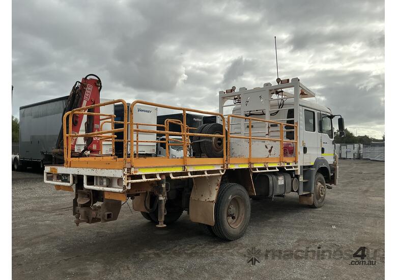 2012 MAN TGM 15.290   4x4 Tray Truck with Fassi Crane