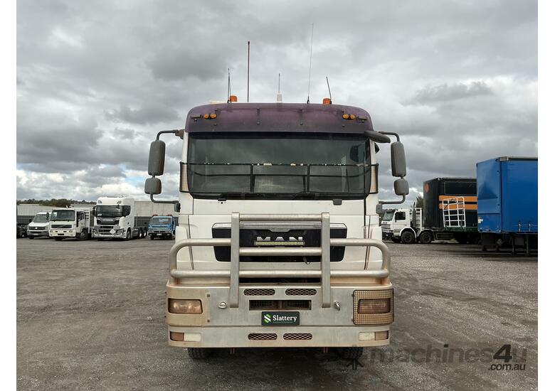 2012 MAN TGM 15.290   4x4 Tray Truck with Fassi Crane