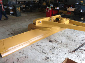 8X7951 Caterpillar 12H / 140H Drawbar Assembly - picture0' - Click to enlarge