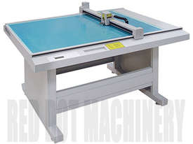 Omnisign Plus PRO E2516 Flatbed Cutting Machine - picture0' - Click to enlarge