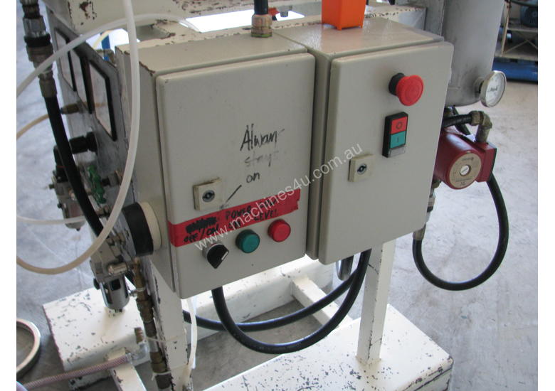 caption Commercial Chocolate Confectionary Aerator Aerating Extruder