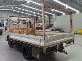 Isuzu NKR200 Tray Truck - picture1' - Click to enlarge