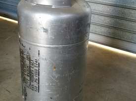 Used 18 kg LPG Gas bottle for forklift - picture0' - Click to enlarge