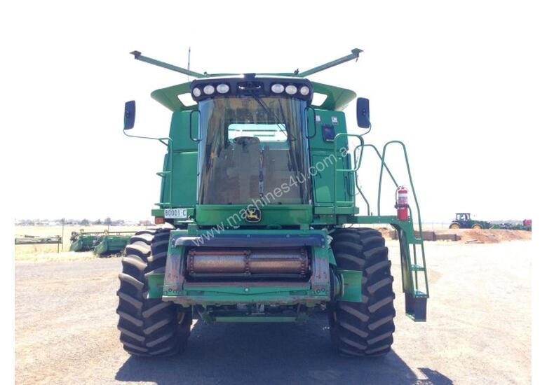 caption John Deere 9760 Header(Combine) Harvester/Header