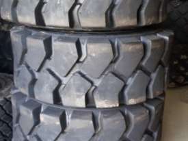 Skid steer tyres - picture1' - Click to enlarge