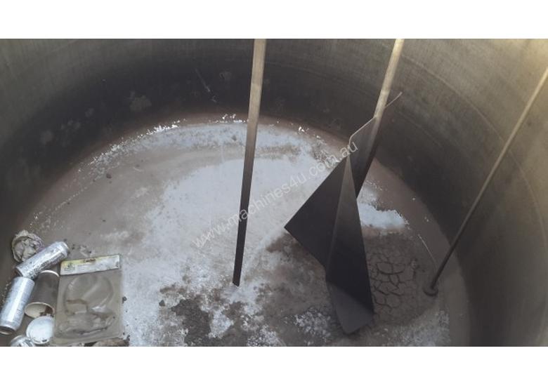 Used Custom Custom Mixing Tank with agitator Water Tank Attachments