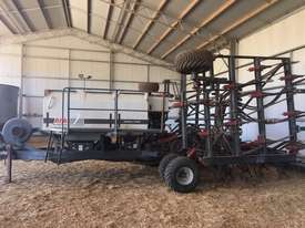 RFM XT5000 Air Seeder Seeding/Planting Equip - picture2' - Click to enlarge