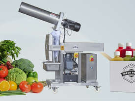 Hydraulic Commercial Juicer 12 month old plus Pump & Bottle Filler - picture2' - Click to enlarge