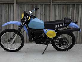 Yamaha IT400 Enduro Off Road Bike - picture0' - Click to enlarge