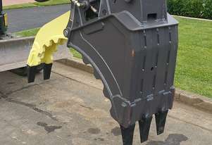 GARDNER ENGINEERING - Heavy Duty Bucket Grapple