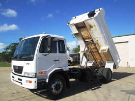 UD PK9 Tipper Truck - picture0' - Click to enlarge
