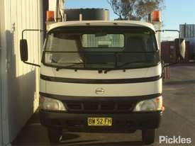 2003 Hino U414 - picture1' - Click to enlarge