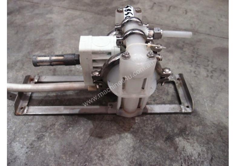 caption Diaphragm Pump, IN/OUT: 12mm Dia