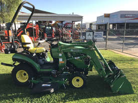John Deere 1025R FWA/4WD Tractor - picture1' - Click to enlarge