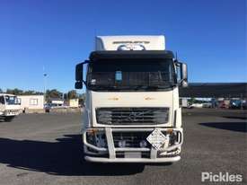 2010 Volvo FH16 - picture1' - Click to enlarge
