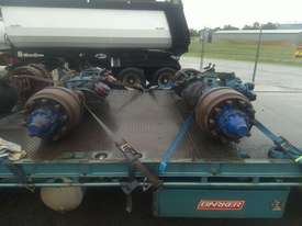 Scania 2X Diffs - picture2' - Click to enlarge
