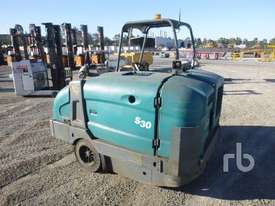 TENNANT S30 Sweeper - picture0' - Click to enlarge