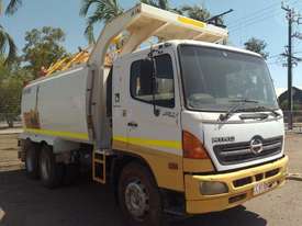 Hino FM1J - picture0' - Click to enlarge