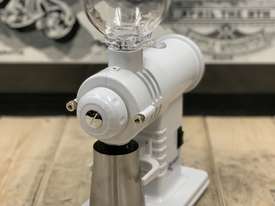 PRECISION GS30 WHITE BRAND NEW ESPRESSO COFFEE GRINDER - picture0' - Click to enlarge