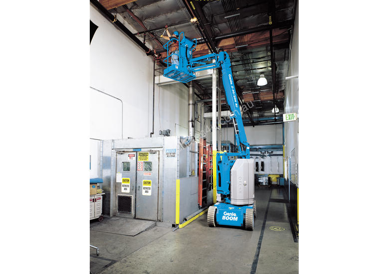 caption Genie Z-30/20N 30ft Electric Narrow Knuckle Boom Lift – Compact & High Reach!