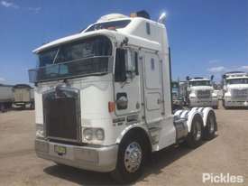 2003 Kenworth K104 - picture2' - Click to enlarge