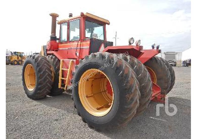 caption VERSATILE 835 4WD Tractor