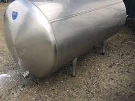 1,600ltr Insulated & Jacketed Stainless Steel Tank, Milk Vat - picture0' - Click to enlarge