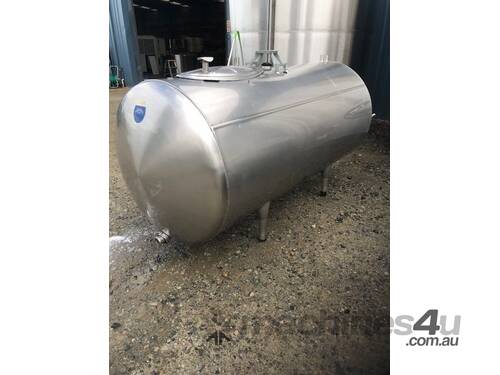 1,600ltr Insulated & Jacketed Stainless Steel Tank, Milk Vat
