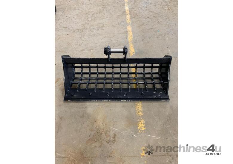 caption 1.8 Tonne 900mm Sieve Bucket