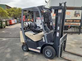 Container entry 1.8 Ton Forklift Crown 2005 Model Fresh Paint - picture1' - Click to enlarge