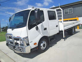 Hino 717 - 300 Series Tray Truck - picture1' - Click to enlarge