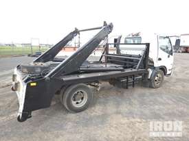 2008 Hino 816 300 Series 4x2 Skip Truck - picture2' - Click to enlarge