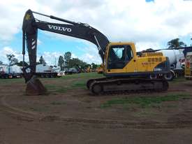 20 ton Excavator - picture0' - Click to enlarge