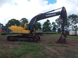 20 ton Excavator - picture0' - Click to enlarge