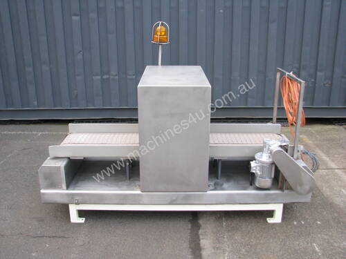 Stainless Conveyor Metal Detector - 525 x 395mm Opening - Detection Systems Model 80