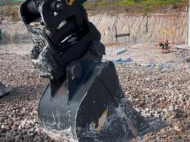 Geith Helac Tilting Hitch - picture0' - Click to enlarge