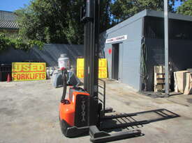 Toyota/BT Walkie Stacker 1 ton 'As New' - picture2' - Click to enlarge