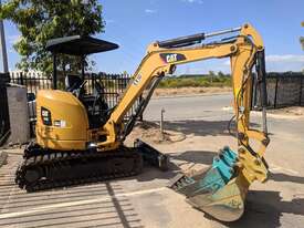 3.5t Mini Excavators for Hire - picture0' - Click to enlarge