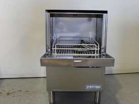 Washtech GE Undercounter Glasswasher - picture1' - Click to enlarge