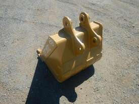 Unused 710mm Digging Bucket to suit CAT307C - picture0' - Click to enlarge
