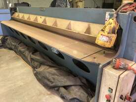 Epic 3.00mm under driven hydraulic guillotine - picture0' - Click to enlarge