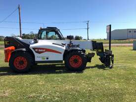 Bobcat Telehandler T40180 - picture1' - Click to enlarge