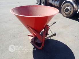 SILVAN 500 3 POINT LINKAGE PTO SPREADER - picture0' - Click to enlarge