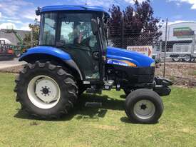 Tractor New Holland TD60 2WD 521 hours - picture0' - Click to enlarge